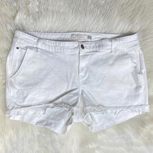 Torrid Whitewashed Cutoff Jean Shorts [7062]